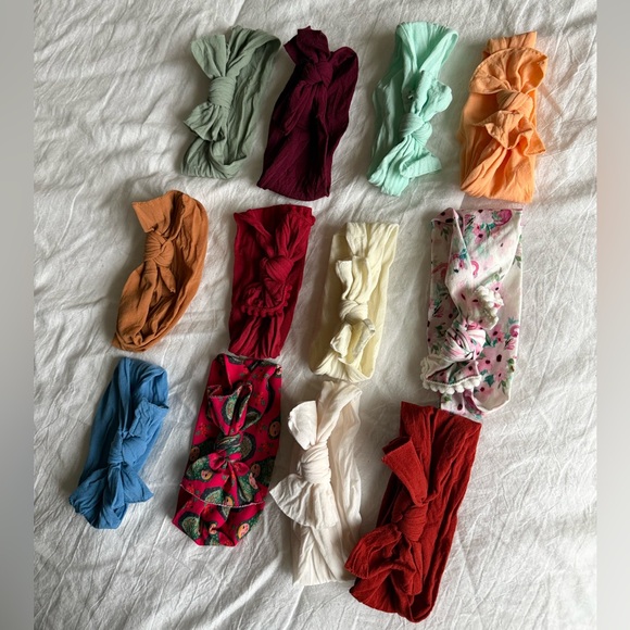 Set of 12 Baby Bling Bows - Picture 4 of 4